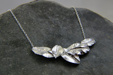 Load image into Gallery viewer, Leaf Statement Necklace